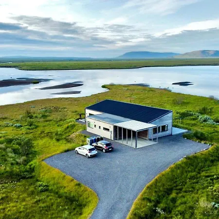 Austurey - Lakefront Villa Laugarvatn Exterior photo